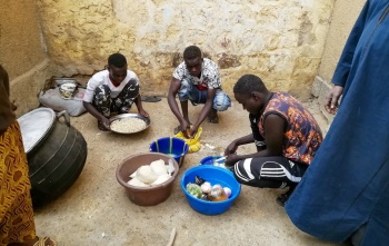 Volonterski kuhari u Nigeru.