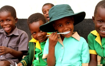 Djeca u školi u Zimbabveu.
