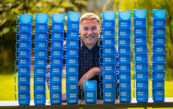 Magnus MacFarlane-Barrow