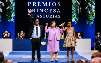 Predstavnici Marijinih obroka prilikom dodjele nagrade Princeza od Asturije