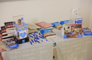 Promotivni materijali na stolu u Splitu