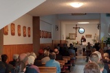 Predstavljanje Marijinih obroka u crkvi