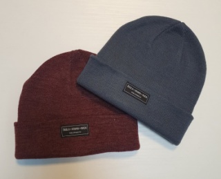 Predstavljen je beanie (kapica) Mary's Meals.