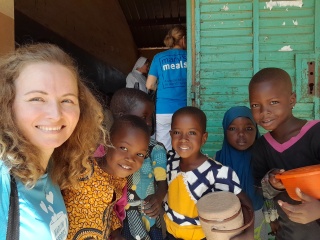 Ana Marija s djecom u Beninu